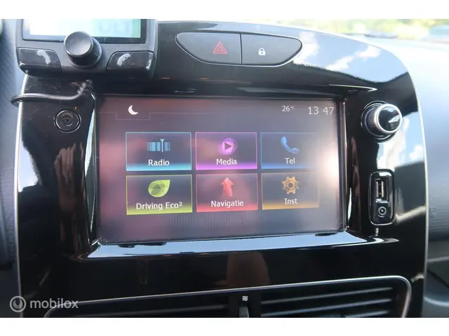 Renault Clio Estate 1.5DCI Zen 2017 Diesel 26