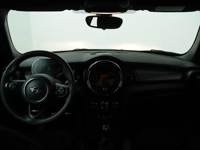 MINI 5-Deurs Cooper Chili 2020 Benzine 5