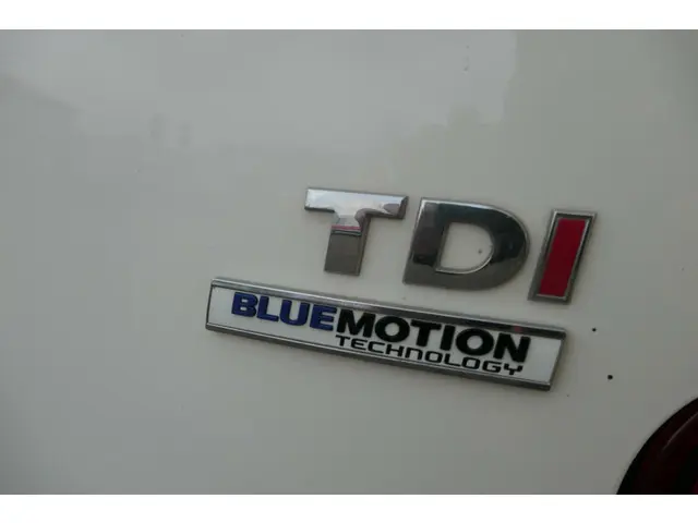 Volkswagen Transporter 2.0 TDI L2H1 Highline 2015 Diesel 8