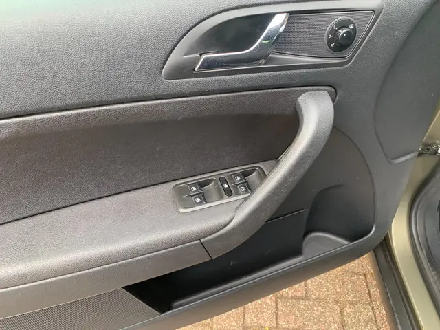 Škoda Yeti Outdoor 1.2 TSI Elegance 2014 Benzine 15