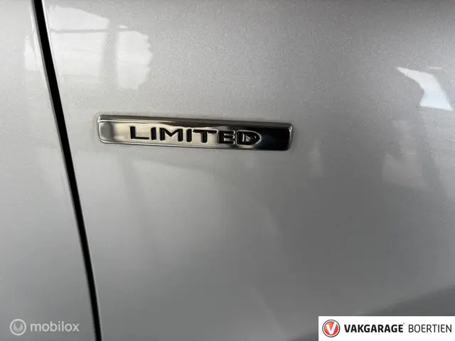 Renault Clio Estate 0.9 TCe Limited 2020 Benzine 7