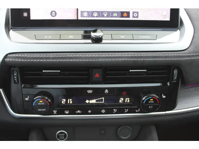 Nissan QASHQAI 1.3 MHEV Xtronic Tekna + 2025 Benzine 16