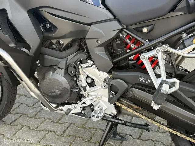 BMW F 900 GS Adventure 2024 Benzine 12