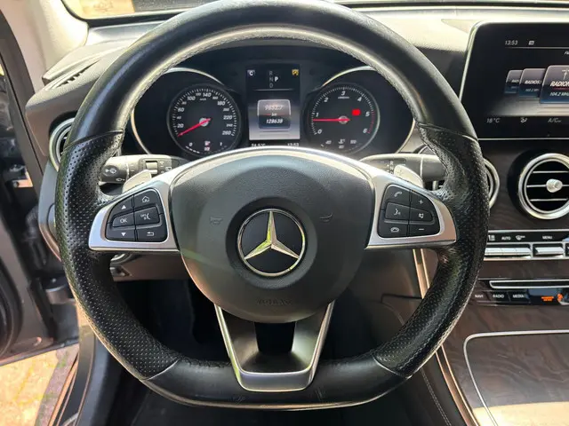 Mercedes-Benz GLC 250 d 4MATIC Edition 1 2016 Diesel 24