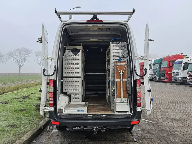 Mercedes-Benz Sprinter 316 2018 Diesel 12