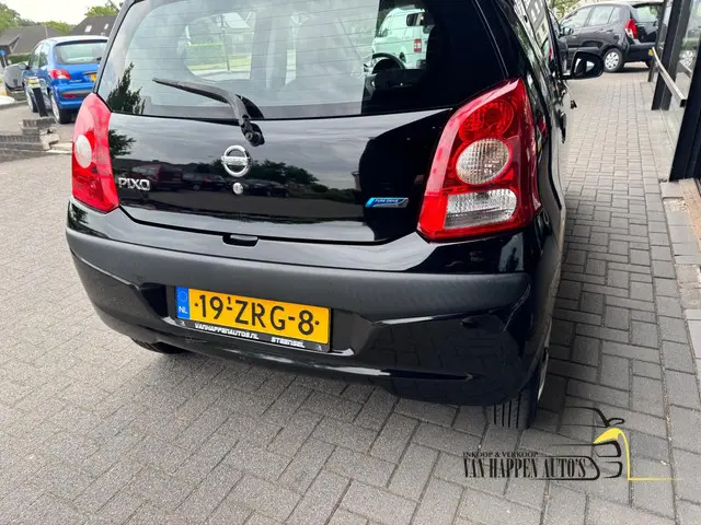 Nissan Pixo 1.0 Visia 2013 Benzine 12
