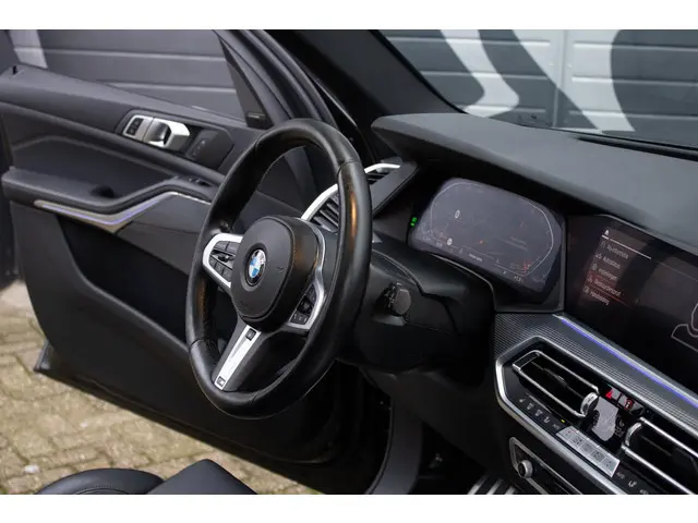 BMW X5 xDrive40i High Executive 2018 Benzine 14