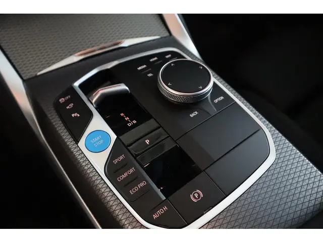 BMW i4 eDrive35 2025 Elektrisch 22