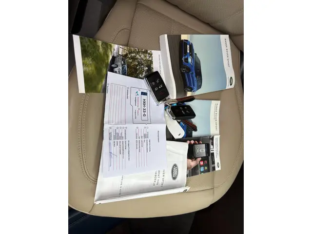 Land Rover Range Rover Sport 2.0 SD4 HSE 2018 Diesel 28