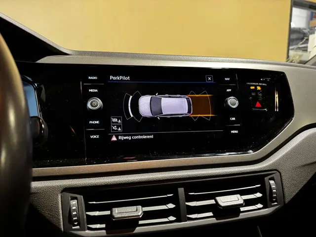 Volkswagen Polo 1.0 TSI Life Business 2019 Benzine 13