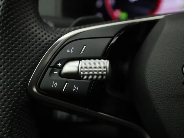 Škoda Karoq 1.5TSI/150PK ACT Sportline DSG 2025 Benzine 23