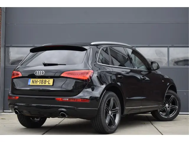 Audi Q5 2.0 TFSI quattro S Edition 2012 Benzine 4