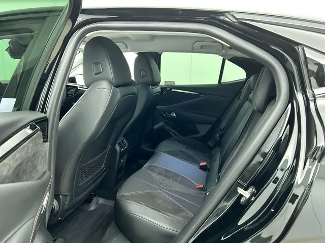 DS DS 4 1.2 Performance Line+ 2023 Benzine 10