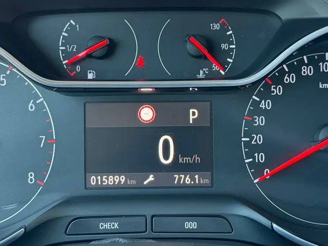 Opel Crossland 1.2 Turbo Elegance 2022 Benzine 23