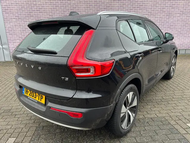 Volvo XC40 1.5 T3 Momentum Pro 2020 Benzine 2