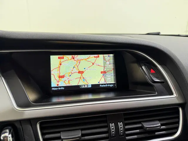 Audi A4 Sedan 1.8 TFSI Pro Line S 2014 Benzine 28
