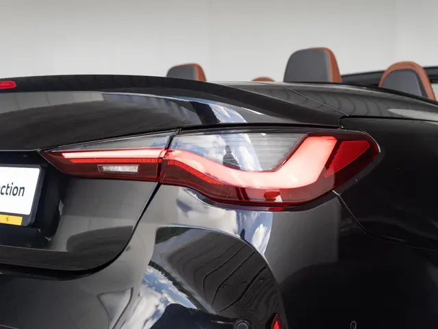 BMW M4 Cabrio xDrive Competition 2022 Benzine 15