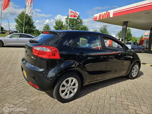 Kia Rio 1.2 CVVT ComfortLine 2014 Benzine 5