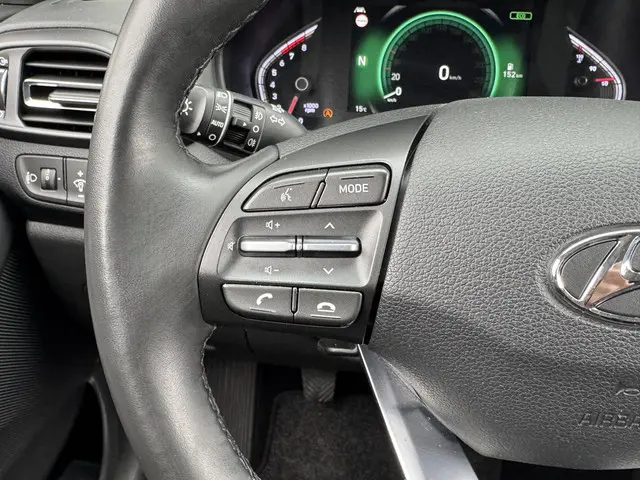 Hyundai i30 1.0 T-GDI MHEV COMFORT SMART 2021 Benzine 18