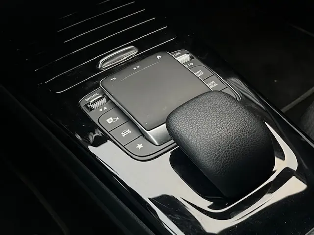 Mercedes-Benz A-Klasse 200 2019 Benzine 11