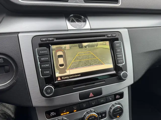 Volkswagen CC 3.6 V6 4Motion 2015 Benzine 16