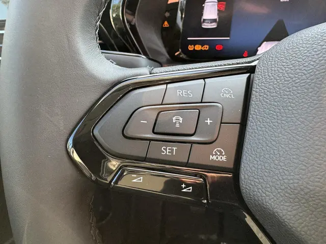 Ford Transit Connect 2.0 EcoBlue L2 Limited 2024 Diesel 8