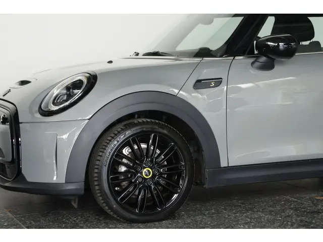 MINI Electric Mini MINI Electric 33 kWh 2022 Elektrisch 24