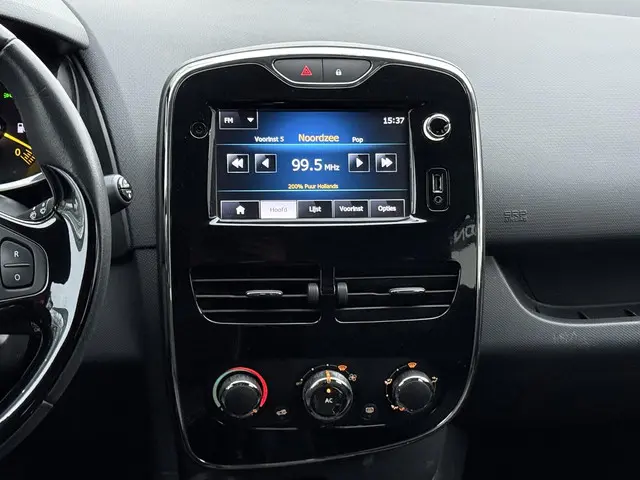 Renault Clio 0.9 TCe Expression 2013 Benzine 10