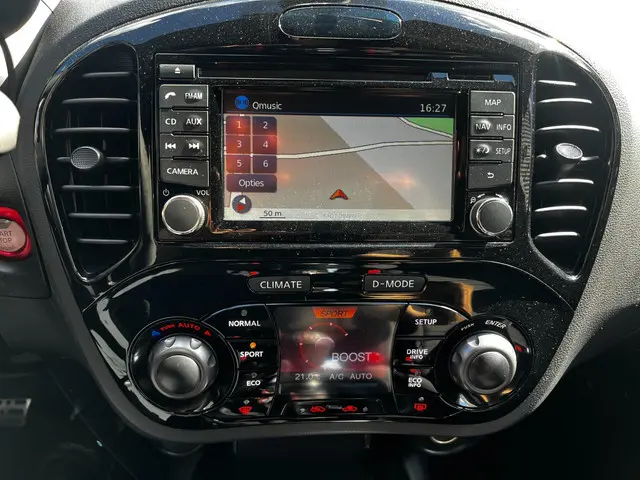 Nissan Juke 1.6 Turbo NISMO 2013 Benzine 17