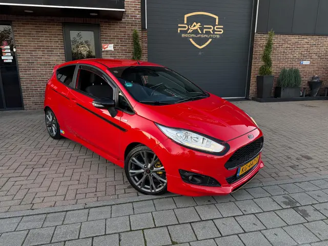 Ford Fiesta 1.0 EcoBoost ST Line zeer nette!! 2016 Benzine 6