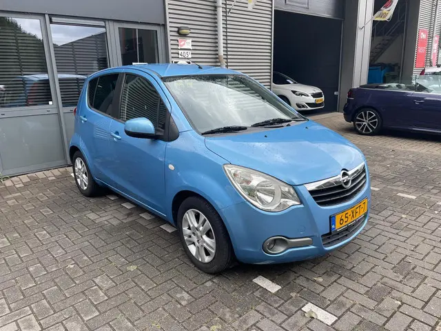 Opel Agila 1.0 Edition 2012 Benzine 3