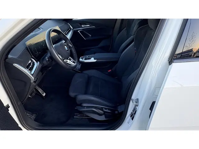 BMW X2 sDrive20i 2025 Benzine 21