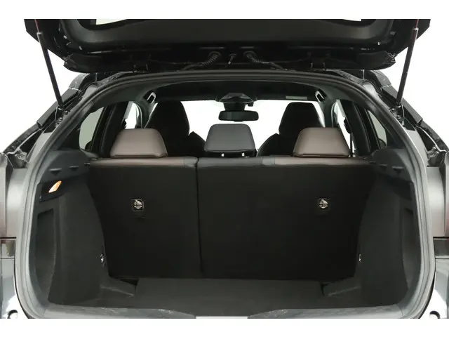 Toyota C-HR 1.8 Hybrid Executive 2017 Hybride Benzine 23