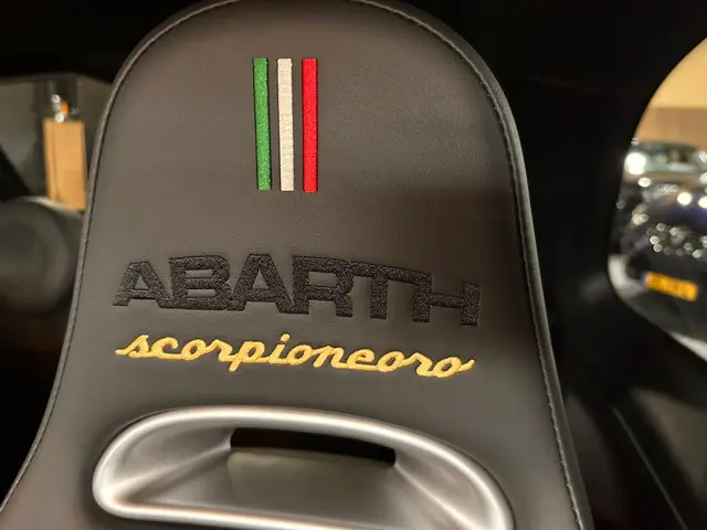 Abarth 500 595 1.4 T-Jet Scorpioneoro 2021 Benzine 13