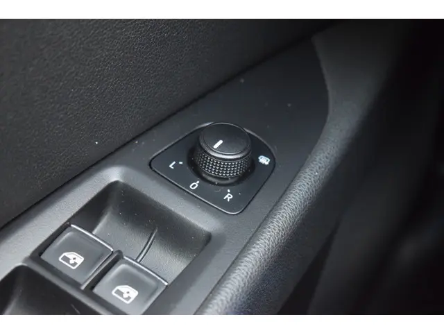 SEAT Leon Sportstourer ST 1.4 TSI 150pk FR 2016 Benzine 27