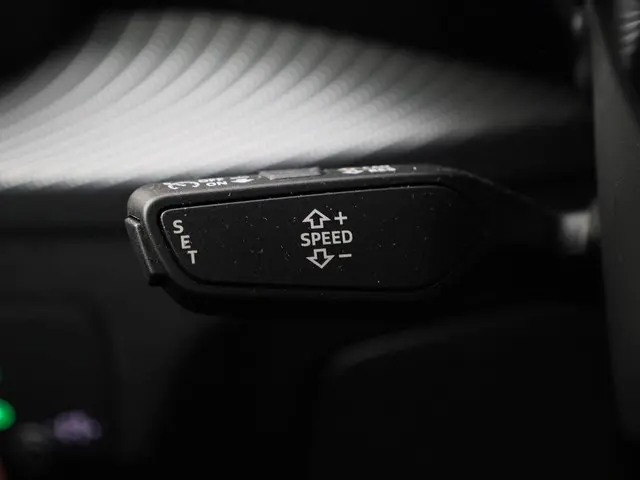 Audi Q2 35 TFSI/150PK S Edition 2025 Benzine 8