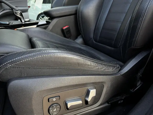 BMW X3 xDrive30e High Executive 2022 Hybride Benzine 12