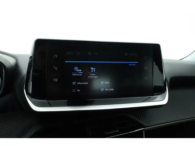 Peugeot 2008 1.5 BlueHDi Active 2020 Diesel 19