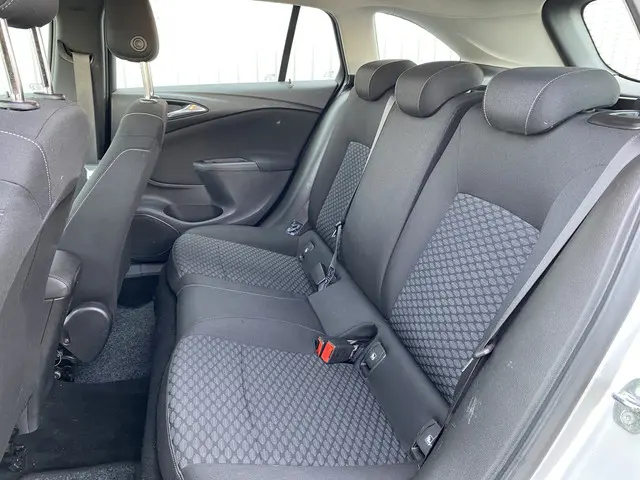 Opel Astra Sports Tourer 1.0 Online Edition 2018 Benzine 6