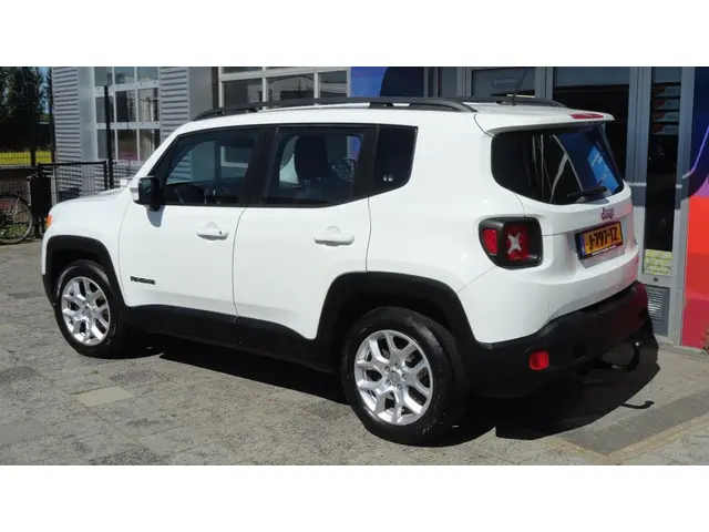 Jeep Renegade 1.4 MultiAir Freedom 2016 Benzine 3