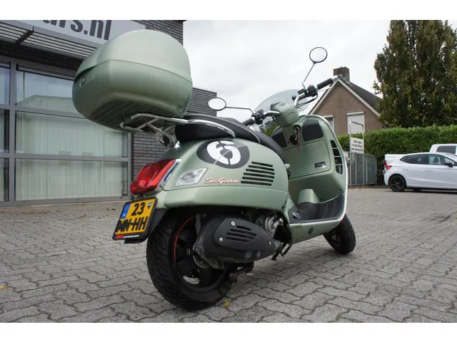 Vespa GTV 300 Sei Giorni LE 2019 Benzine 6