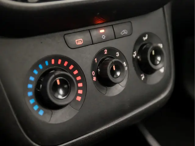 Fiat Punto Evo 0.9 TwinAir Edizione Cool 2013 Benzine 9