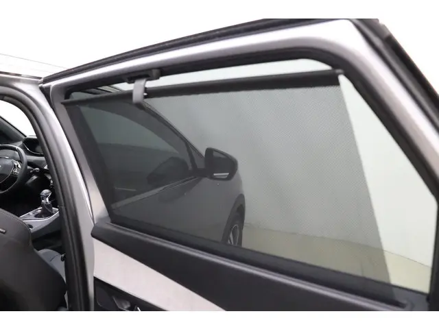 Peugeot 5008 1.2T 130pk GT 2023 Benzine 20