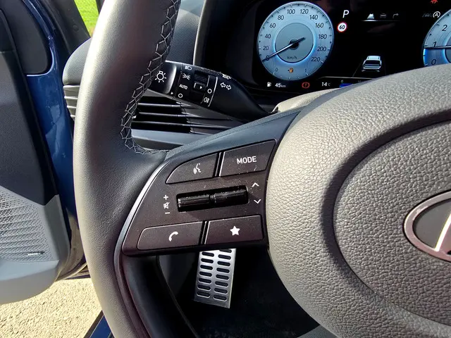 Hyundai Bayon 1.0 T-GDI Premium Sky 2025 Benzine 27