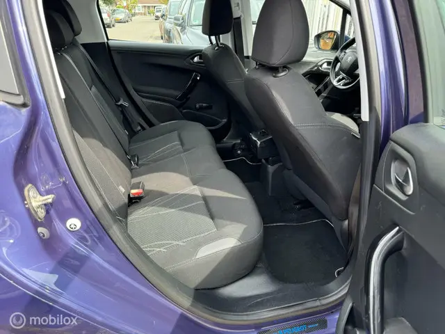 Peugeot 208 1.0 VTi Active 2013 Benzine 9