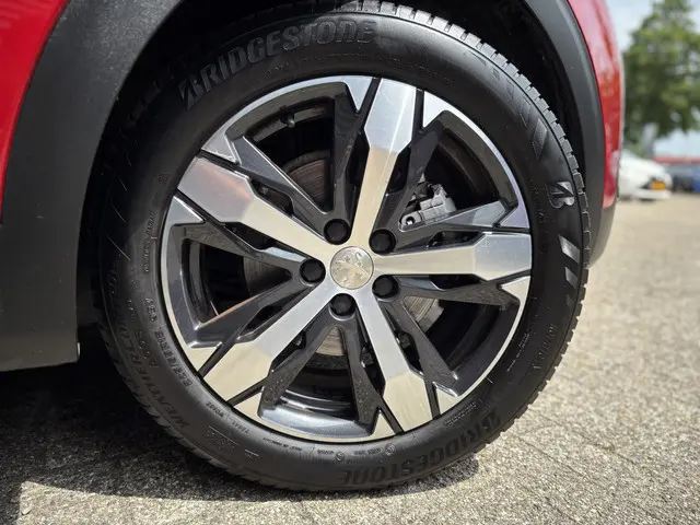 Peugeot 3008 1.2 PureTech Première 2017 Benzine 21