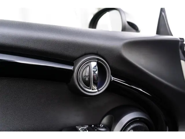 MINI Cooper Mini 2.0 John Works 2018 Benzine 42