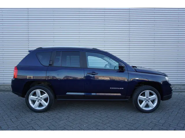 Jeep Compass 2.4 Limited 4WD AUTOMAAT 2012 Benzine 5