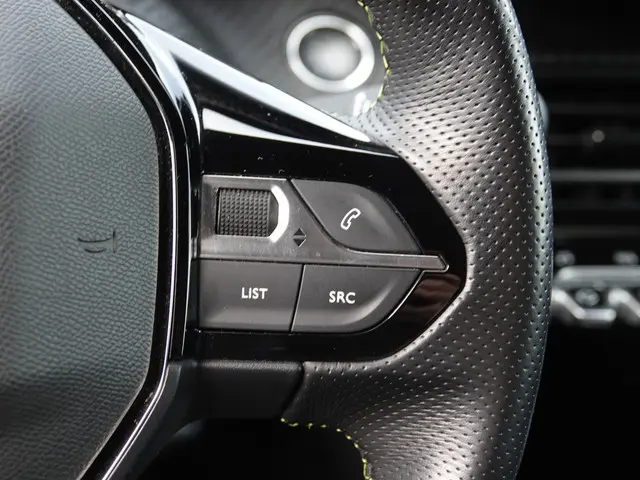 Peugeot e-2008 EV GT 50 kWh 2022 Elektrisch 27