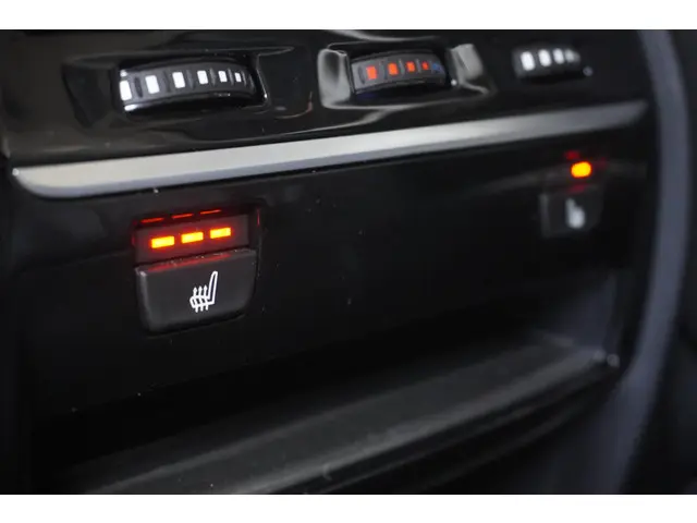 BMW 5 Serie Touring 520i 2018 Benzine 15